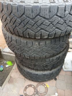 JUEGO DE YANTAS BFGOODRICH   SEMI NUEVAS MEDIDA 265.70.17