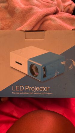 LED PROJECTOR