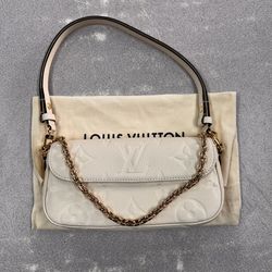 Louis Vuitton Wallet on Chain Ivy