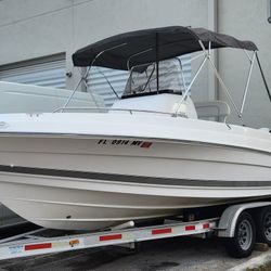 2005 Wellcraft 212 fisherman