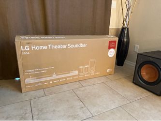 LG S95AR 9.1.5 soundbar surround system with Dolby Atmos and subwoofer