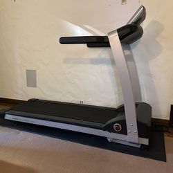 LifeFitness T3 Treadmill