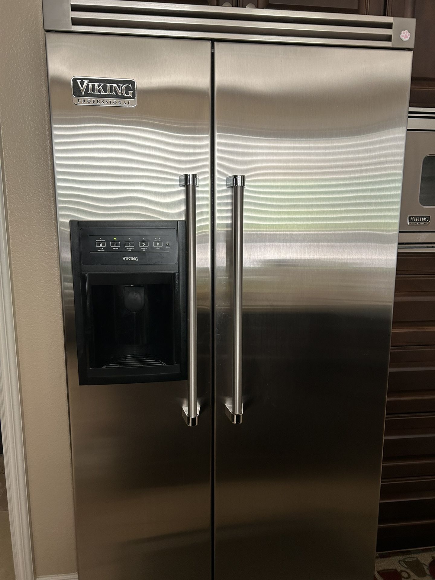 Viking refrigerator