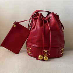 CHANEL 24k Triple CC Red Leather Caviar Bucket Bag