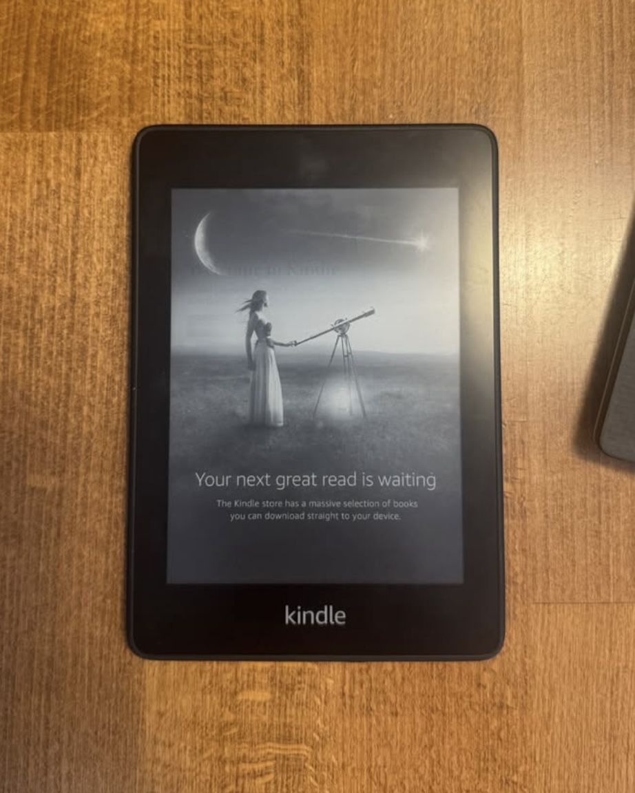 Kindle Paperwhite, 6" (10th Generation)