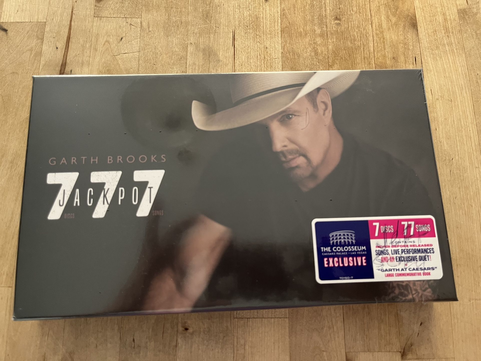 🎰 NEW: Garth Brooks “777 Jackpot” Box Set 🎶