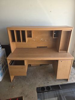Wood desk w/shelves