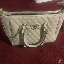 Medium  ToteMake Offer