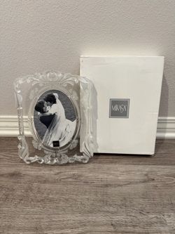 Mikasa Glass Picture Frame 5x7
