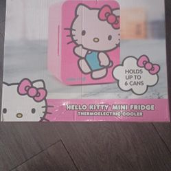 HELLO KITTY. REFRIGERATOR 