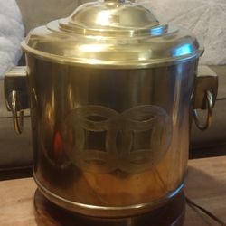 Vintage Table Lamp (Brass)