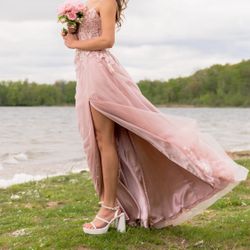 Prom Dress, Edith’s Dresses, Baby pink, XS, altered, slit, long dress, sparkly