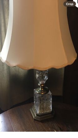Crystal lamp base