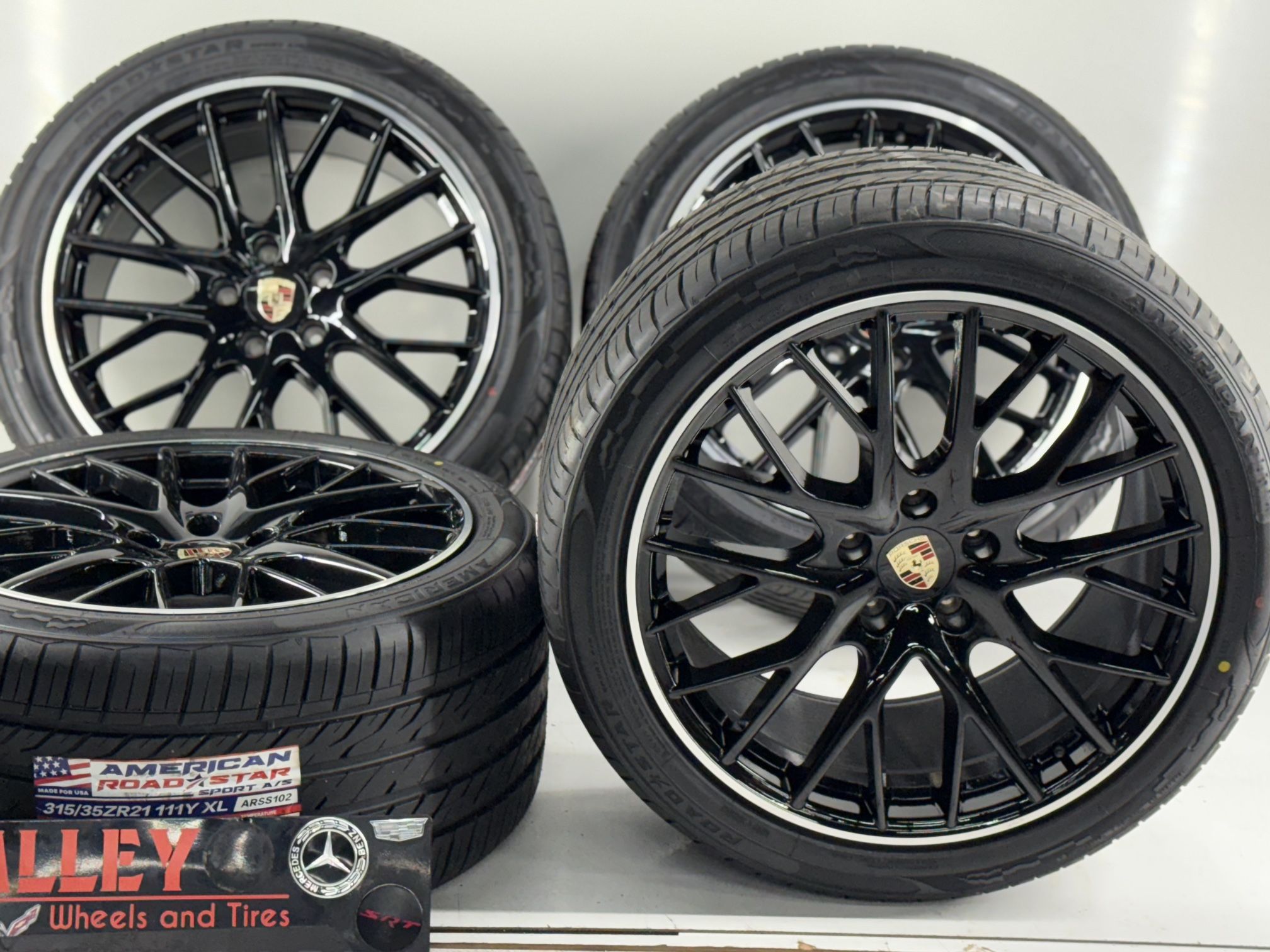 21” Porsche  5x130 mm  9.5 front  11.5 Rear Porsche 911 Cayenne  —895$ Wheel Exchange  Financing Available