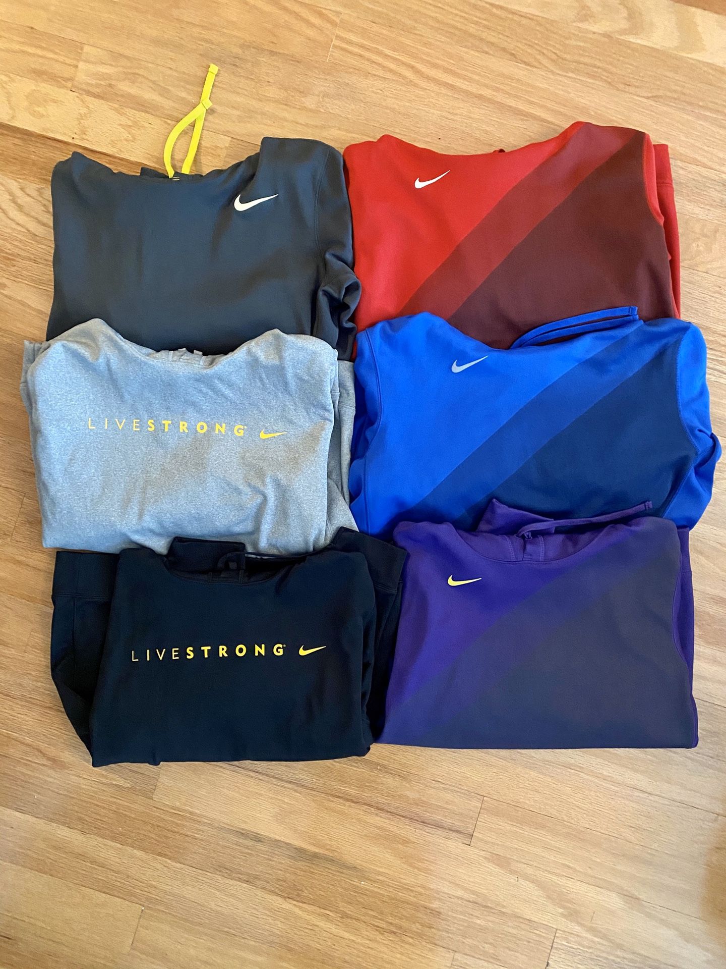 6x Nike Hoodies Sz. M