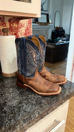Tony Lama boots size 6