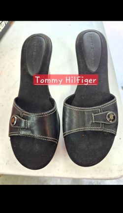 Tommy Hilfiger sandals size 7.5 womens