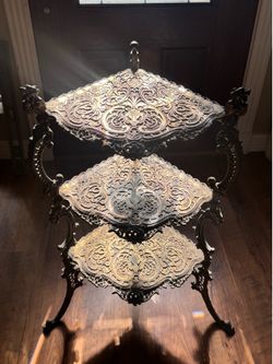 Very Rare Antique Victorian Cast Brass Corner Étagère / Display Stand