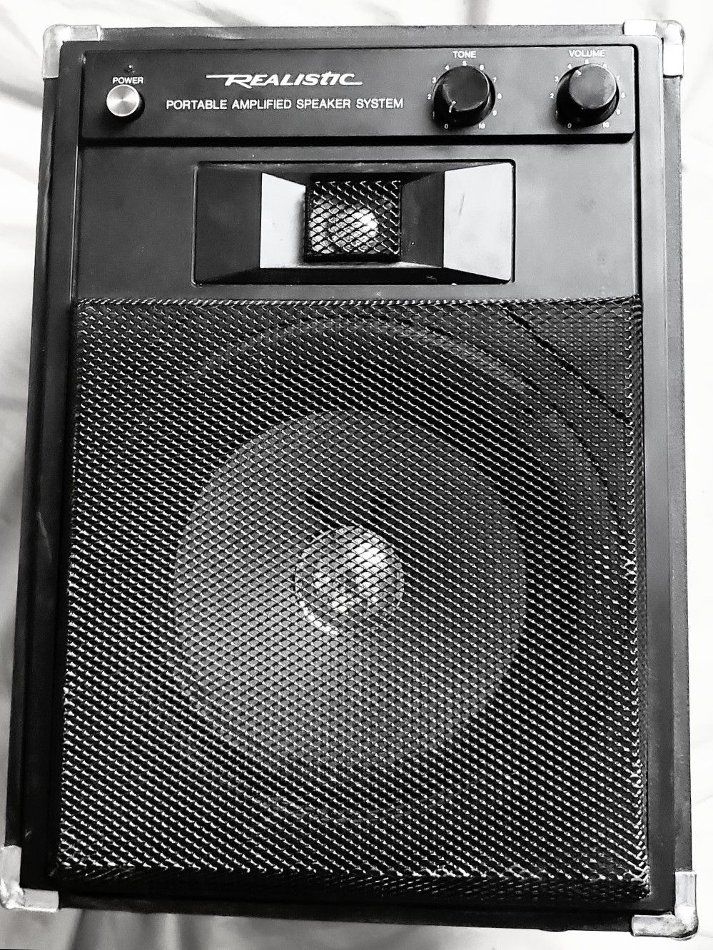 Realistic Amplifier