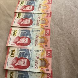 Billetes De 100 Pesos Mexicanos De Numeración Seguida