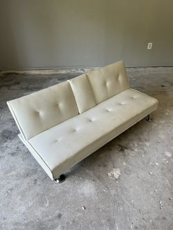 White Couch/Futon