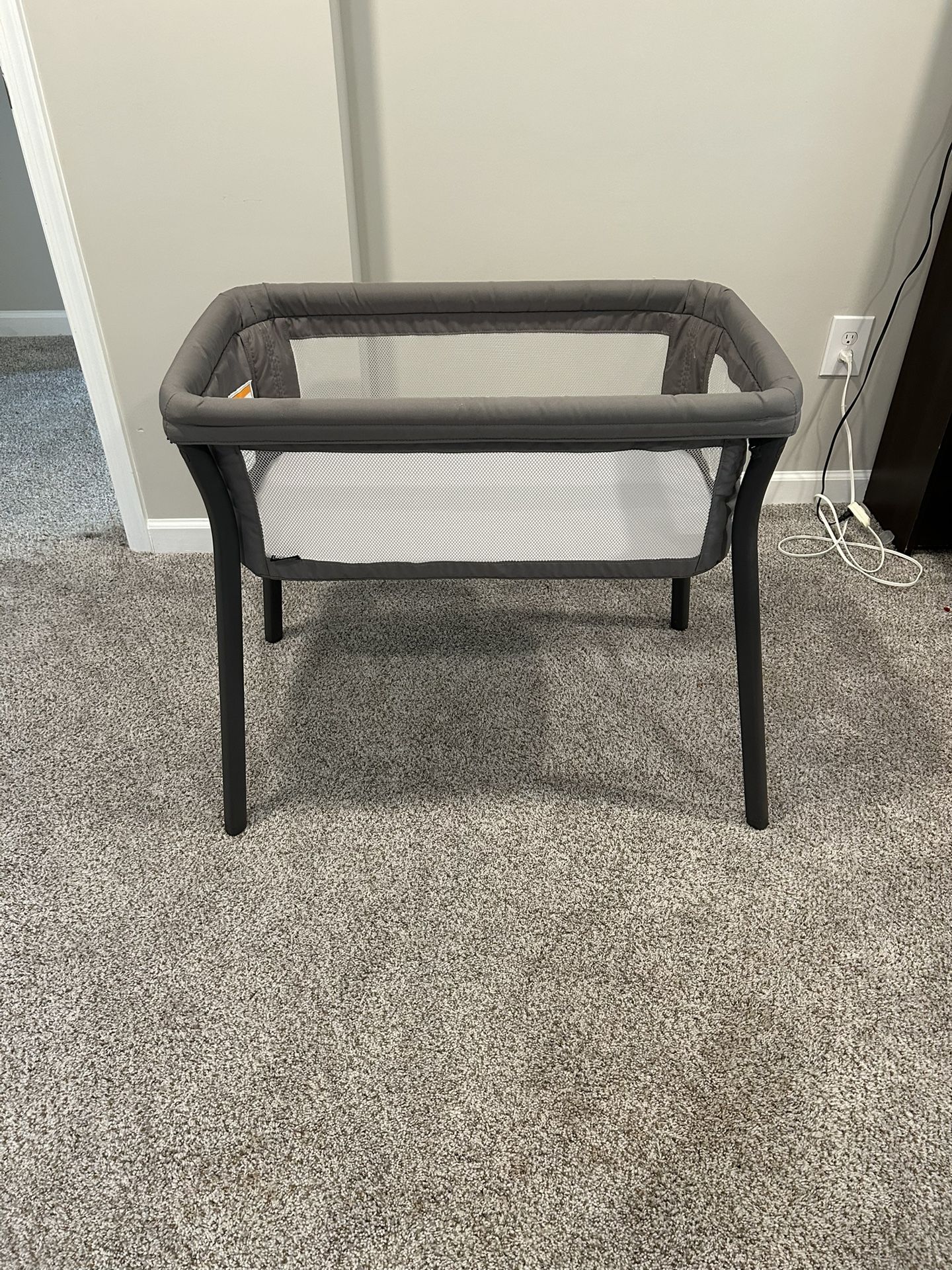 Chicco Travel Bassinet