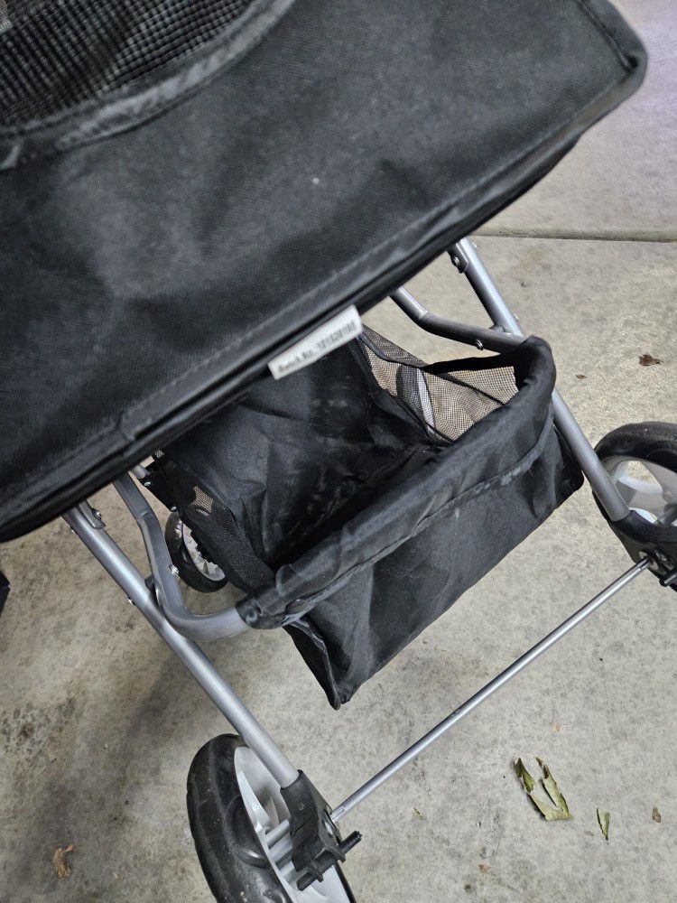 Paws And Pals Dog Stroller