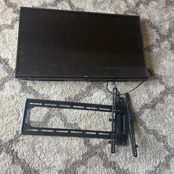45 Inch LG TV With Wall Mount 