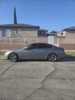 Carro Infiniti M35