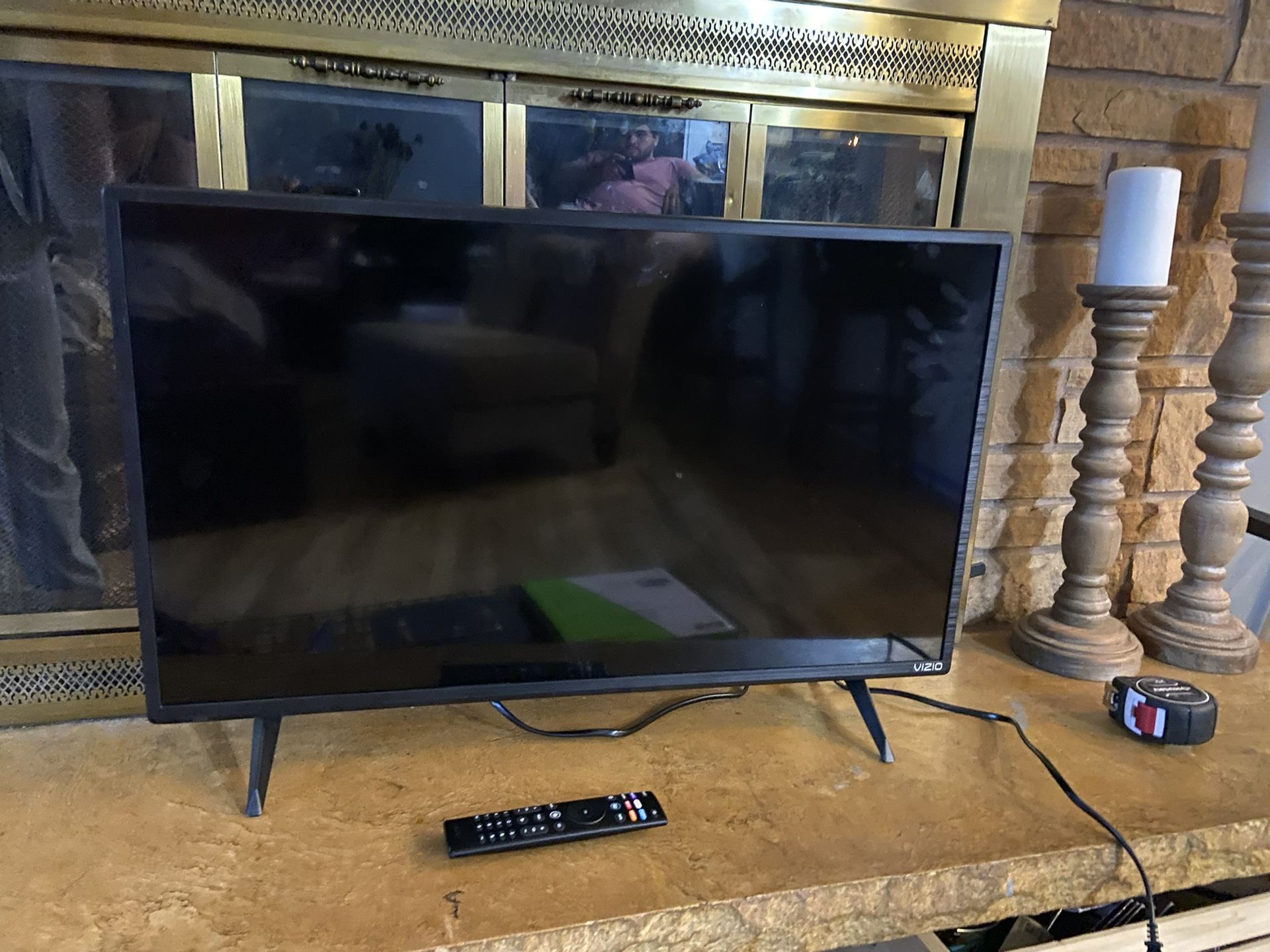 Vizio Roku TV - Almost New