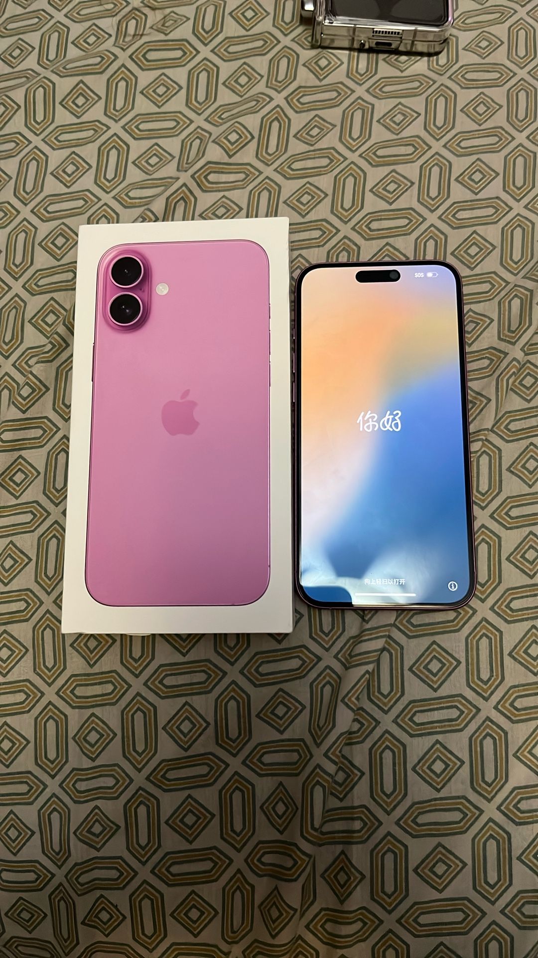 iPhone 16 Plus