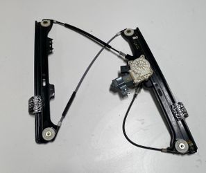 PASSENGER FRONT WINDOW REGULATOR BMW E60 550i 535i 530i 525i