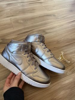 Jordan 1 Mid Sepia Stone (gs)