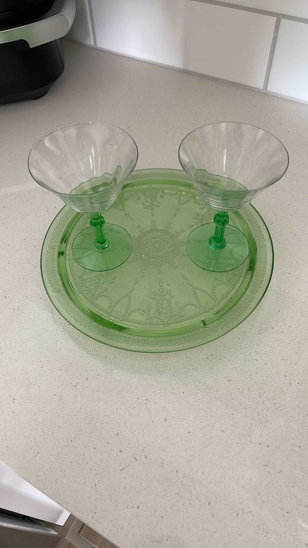 “Vaseline” Ware & 50’s Dutch Pewter Bottle