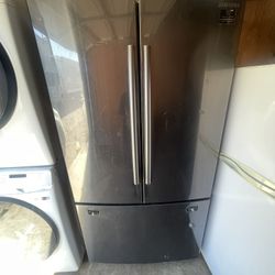 Samsug Refrigerator 