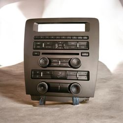 2011-2014 Mustang AM/FM CD Radio Control Panel