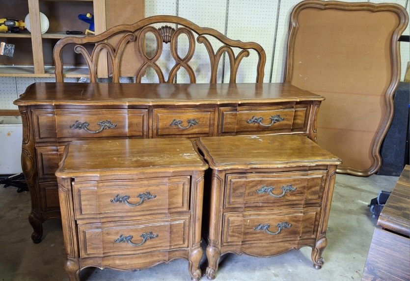 THOMASVILLE Vintage 60's French Provincial Bedroom Set