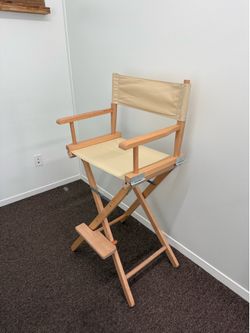 Makeup chair