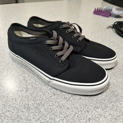 Vans Off The Wall Skate Shoes - Brand New