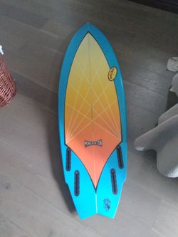 Michington surfboard 5'8"