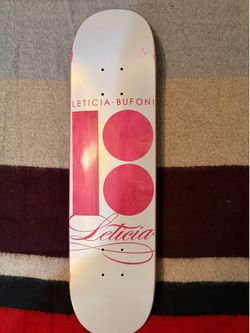 Girls mini skateboard