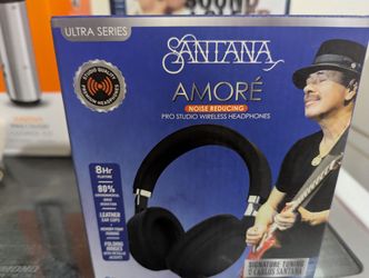 Santana Noise Reducing wireless Headphones Brand New 