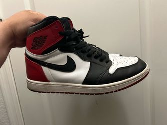 Size 10.5 shoess