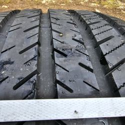 275/40R17