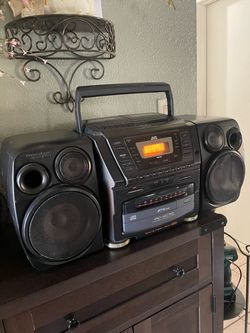 JVC PC-XC70 10Disk Boombox
