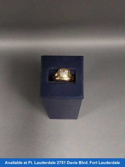 Men's Ring - Yellow Gold 18k (.750) 9.6 grams Size 9