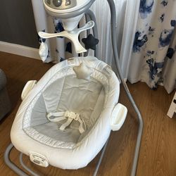 Graco Baby Swing 