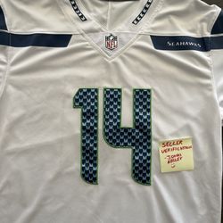 DK Metcalf Jersey Size Medium