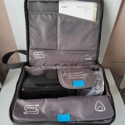 C PAP Machine With Grey Padded Carrying Case Travel Bag RedMed Air Sense 10