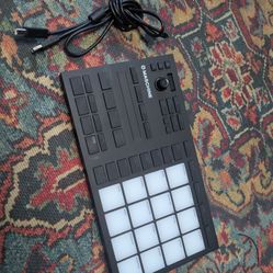 Native Instruments Maschine Mk3 Midi Controller 